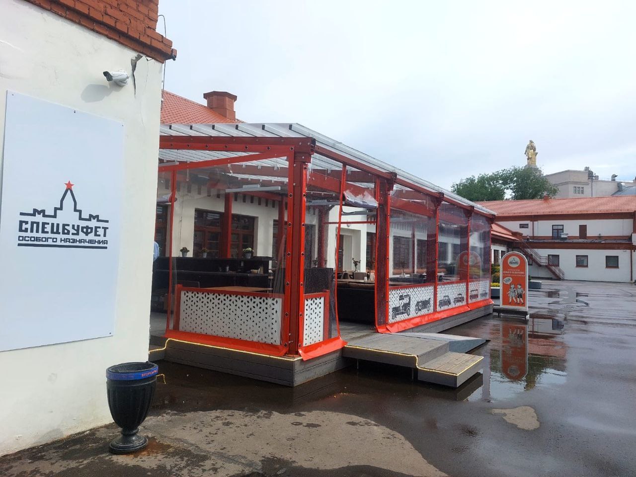 ПВХ шторы для летней террасы кафе в Лесной Поляне